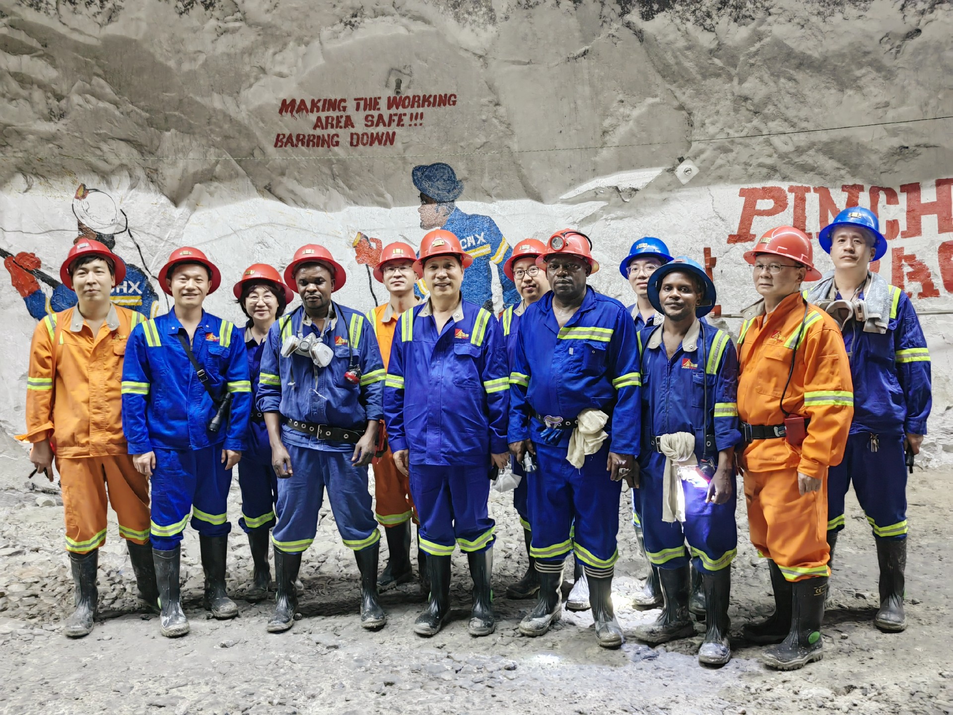 1693376677158836.jpg 微信图片_20230828王书记视察赞比亚1(封面)_副本.jpg