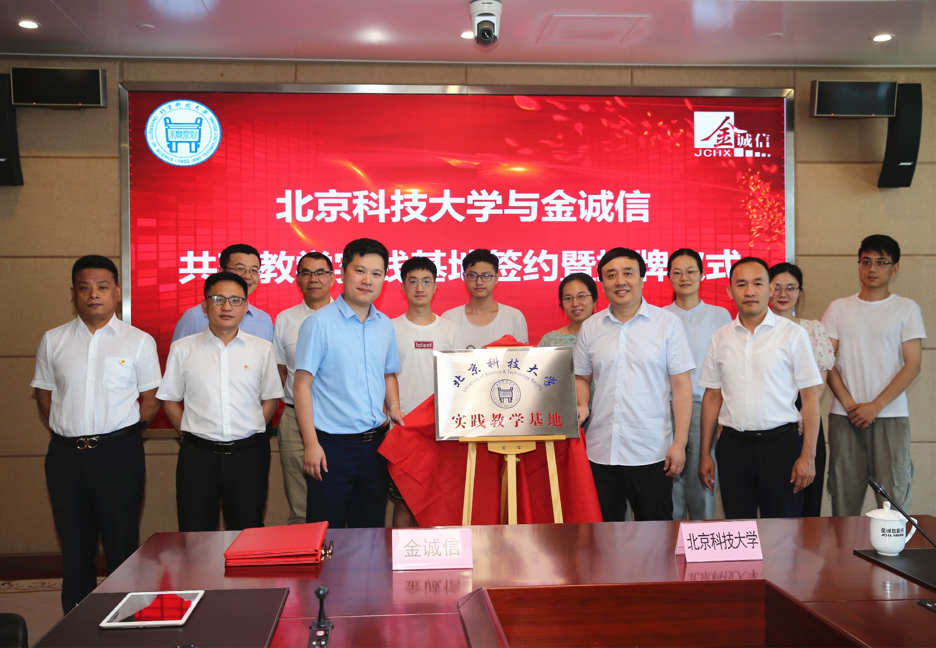 1626070988170388.jpg 封面_副本.jpg