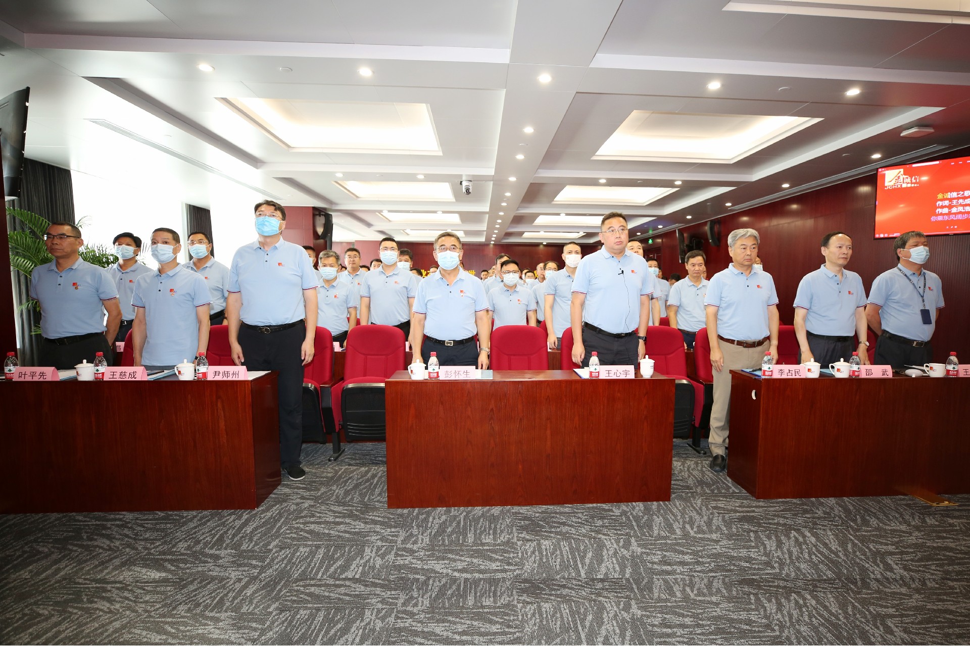 1658293912115819.jpg 合影1_副本_副本.jpg