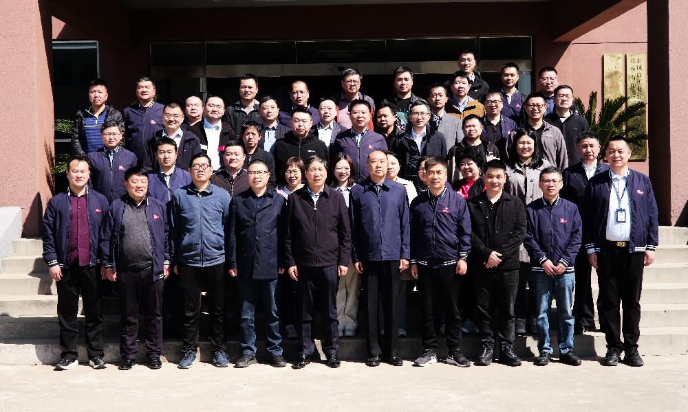 20250421-培训合影(封面+文章开头).jpg